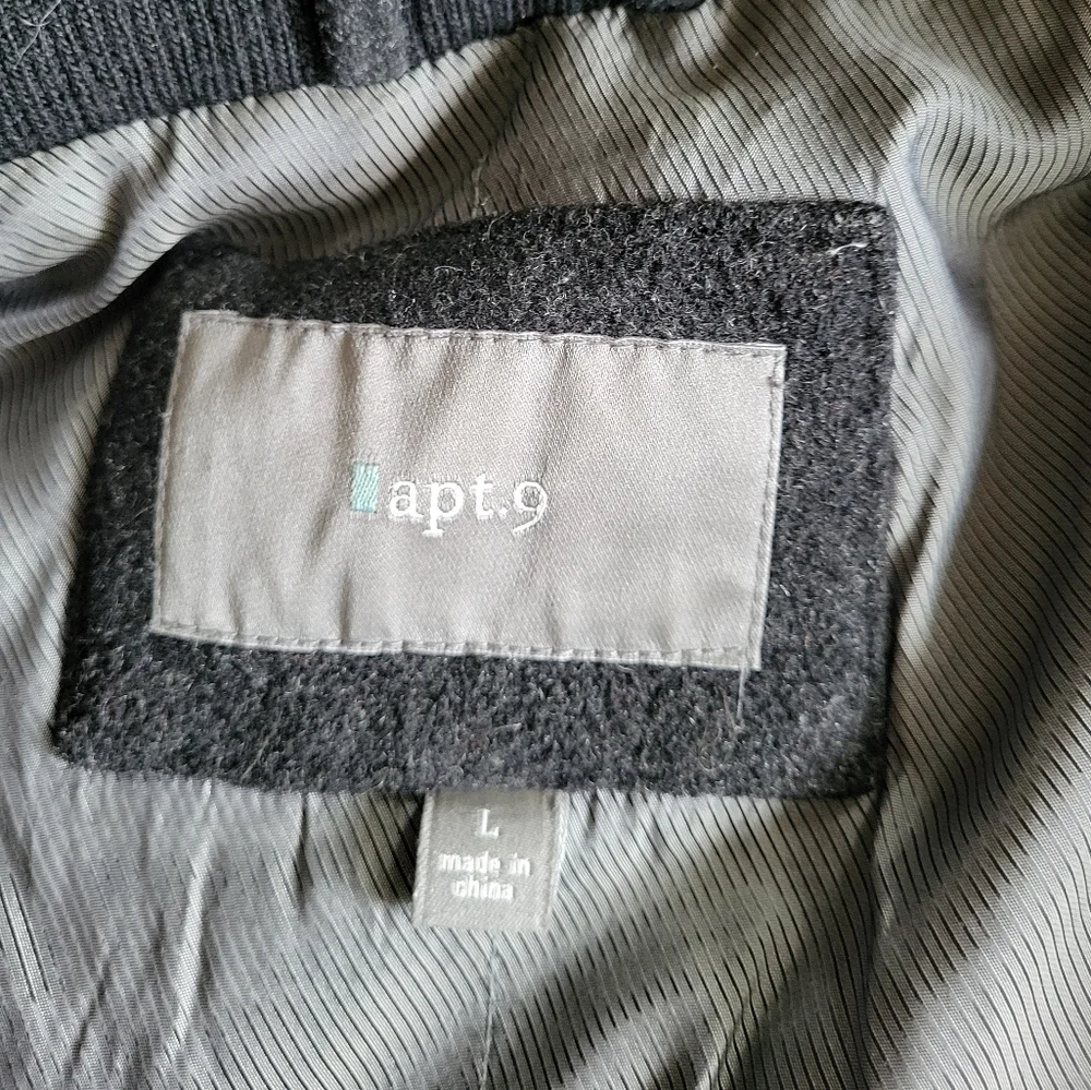 Jacket - Picture 4 of 4